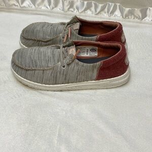 HEY DUDE Wendy youth jersey girls slip on shoes youth size 3 (Y3) gray red